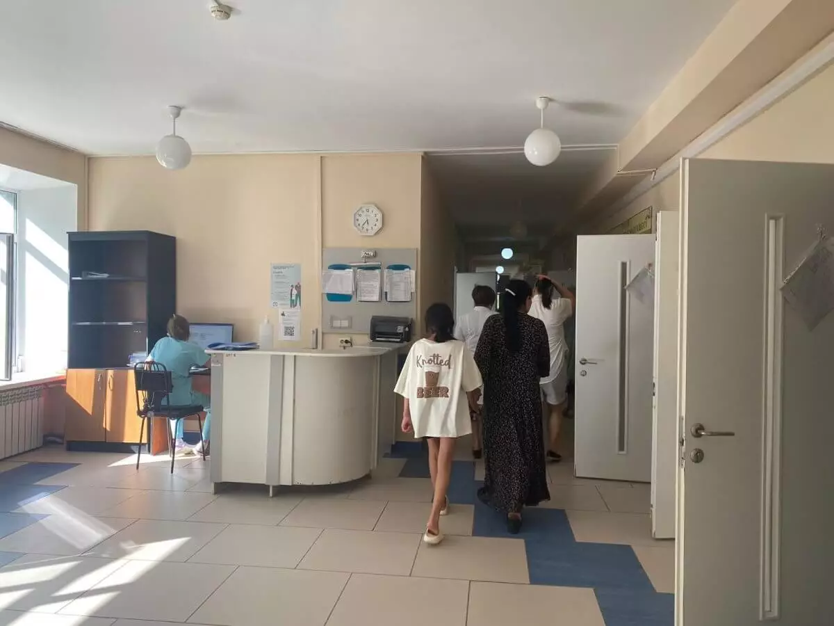 В Кокшетау приемную девочку со множеством заболеваний опекуны не водили к врачам