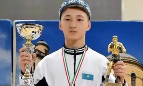 Боксер из Казахстана нокаутом выиграл «золото» международного турнира