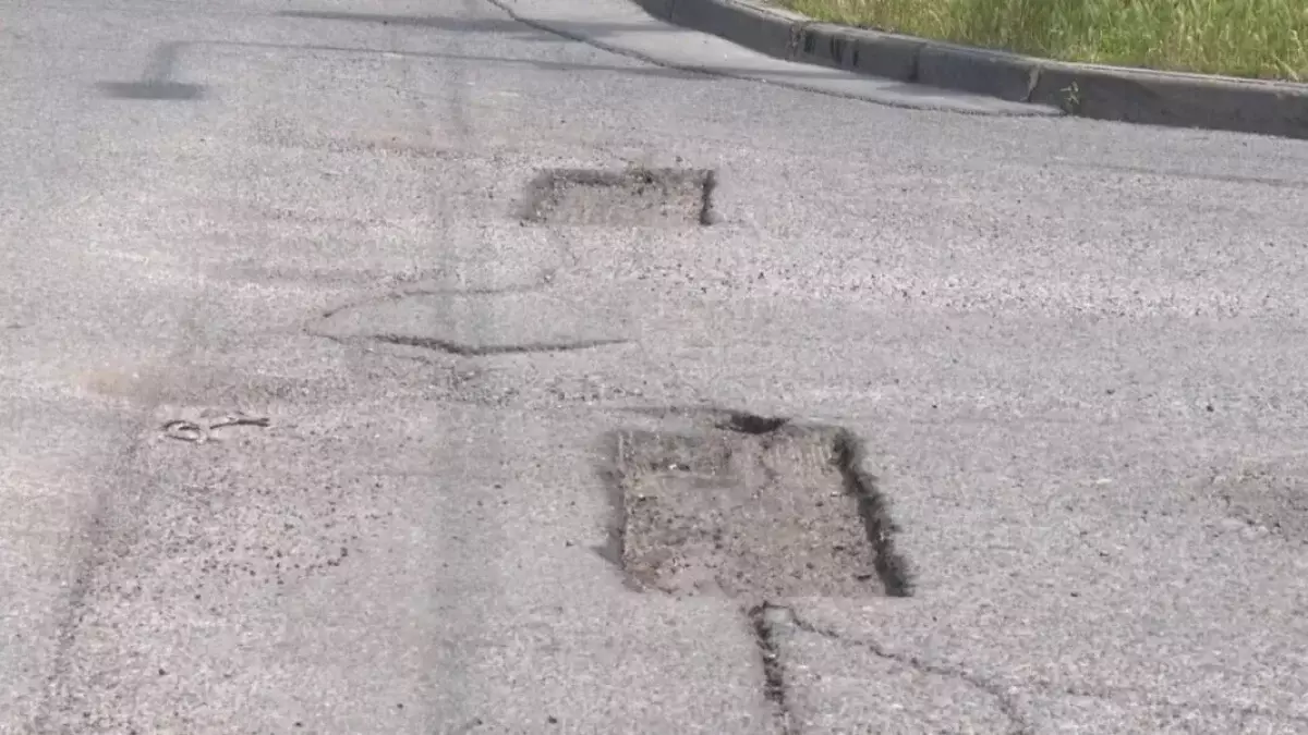 Чиновников оштрафовали за плохие дороги в Шымкенте