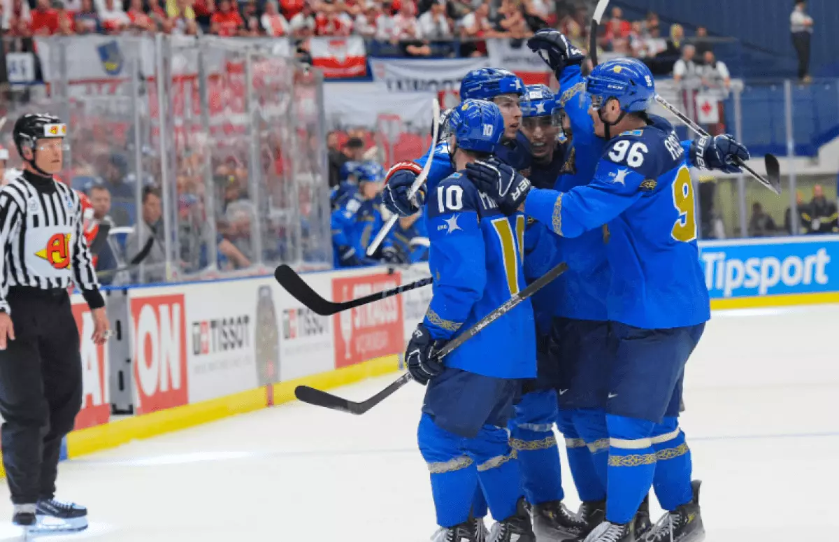 Как Казахстан провел заключительный матч группового этапа чемпионата мира по хоккею
