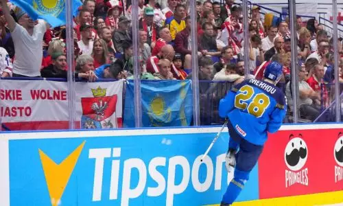 Более 9000 зрителей посетили матч Казахстана на чемпионате мира
