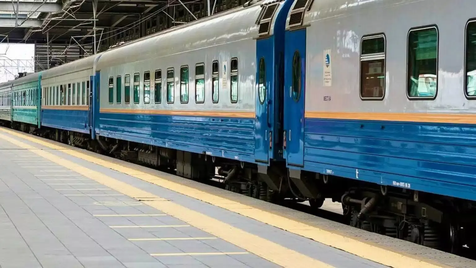 Казахстан купит 140 новых пассажирских вагонов. По каким маршрутам они будут ездить