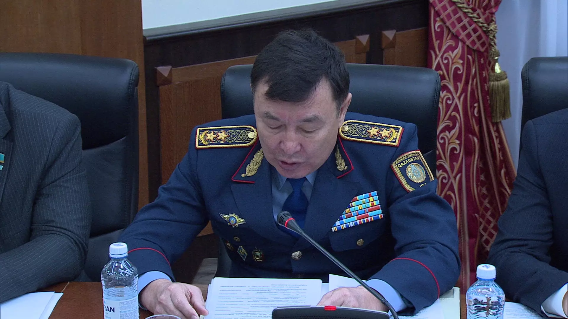 Три основных направления наркотрафика в Казахстане озвучили в МВД