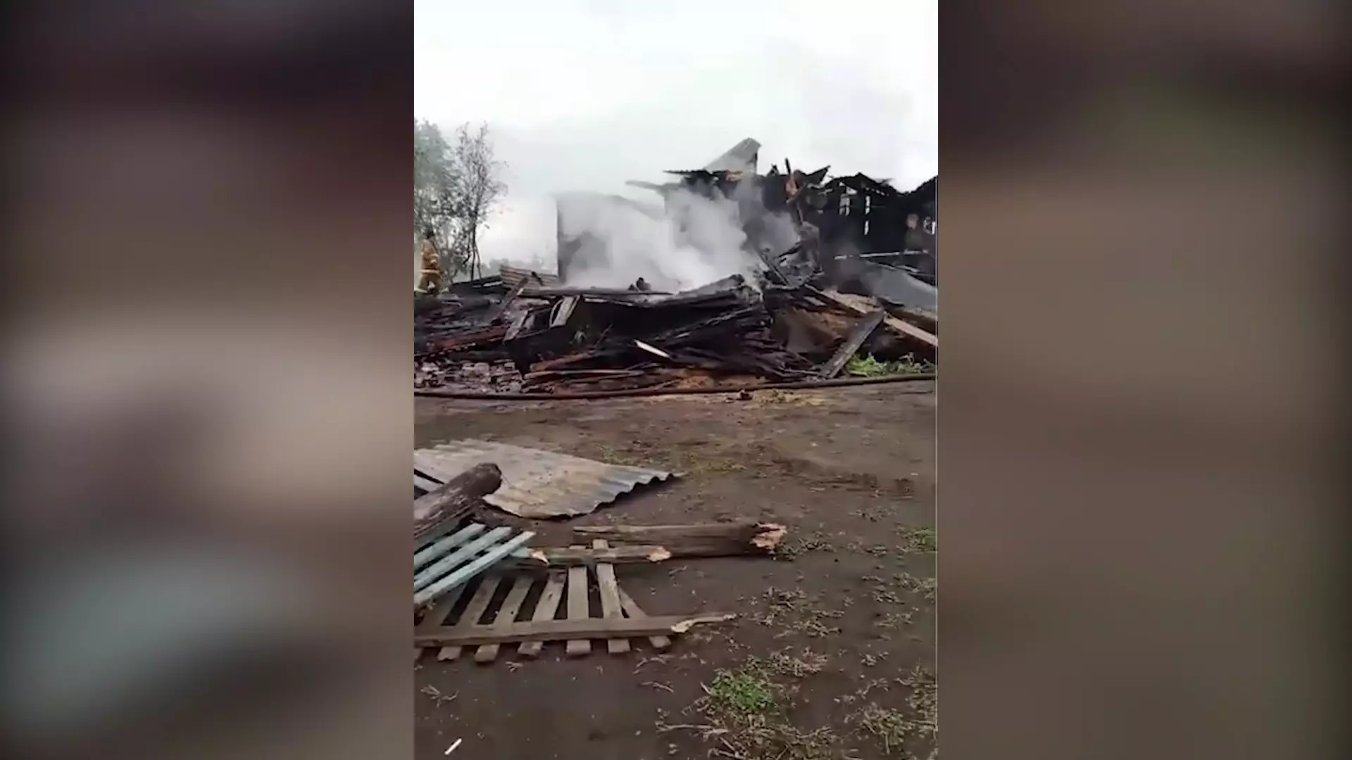 Многодетная семья осталась без крыши над головой после пожара в СКО