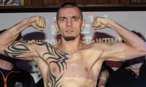 Скандальный боксер провалил взвешивание перед боем с Джукембаевым