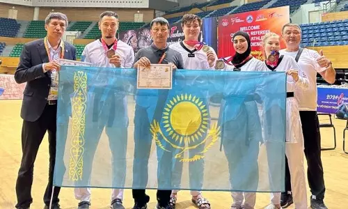 Казахстанские пара таеквондисты завоевали пять медалей в Дананге