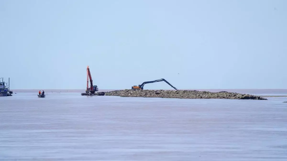 Уровень воды в реке Урал все еще растет в Атырауской области