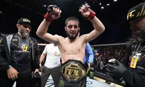 Чемпиона UFC из России «вырубили» в титульном бою