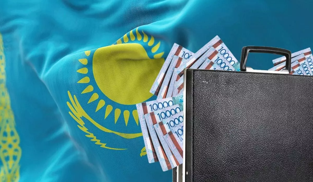 Госдолг растет: кому и сколько задолжал Казахстан?