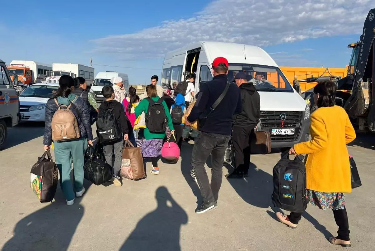 Жители посёлка Жалгансай Атырауской области возвращаются домой