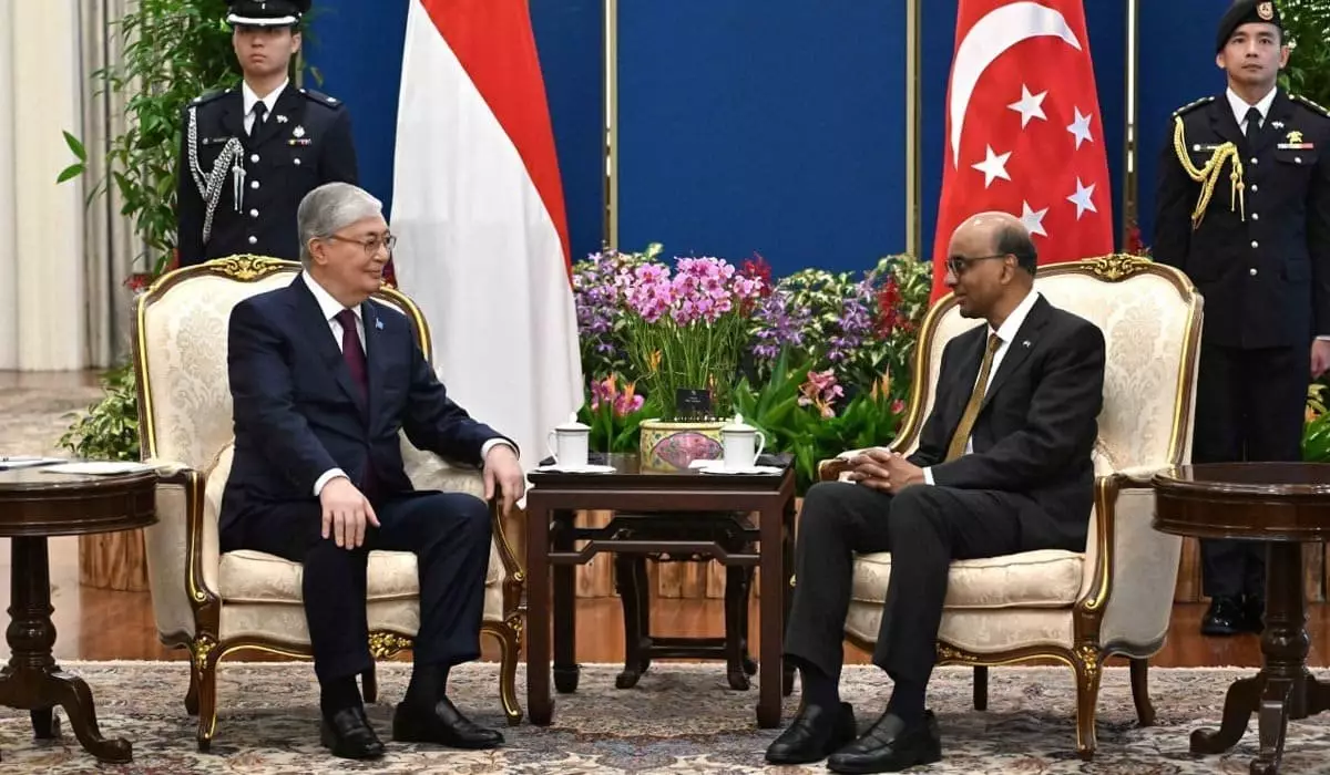 Работал здесь дипломатом: Токаев сказал президенту Сингапура, что хорошо знает страну (ФОТО)