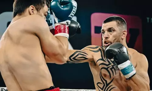 Украинского боксера раскритиковали на родине после досрочного поражения от казахстанца