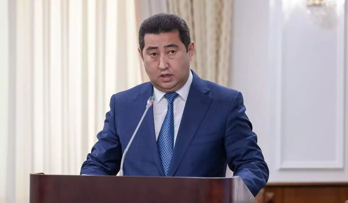 Казахстанцы «получают» звонки и сообщения от главы Минсельхоза