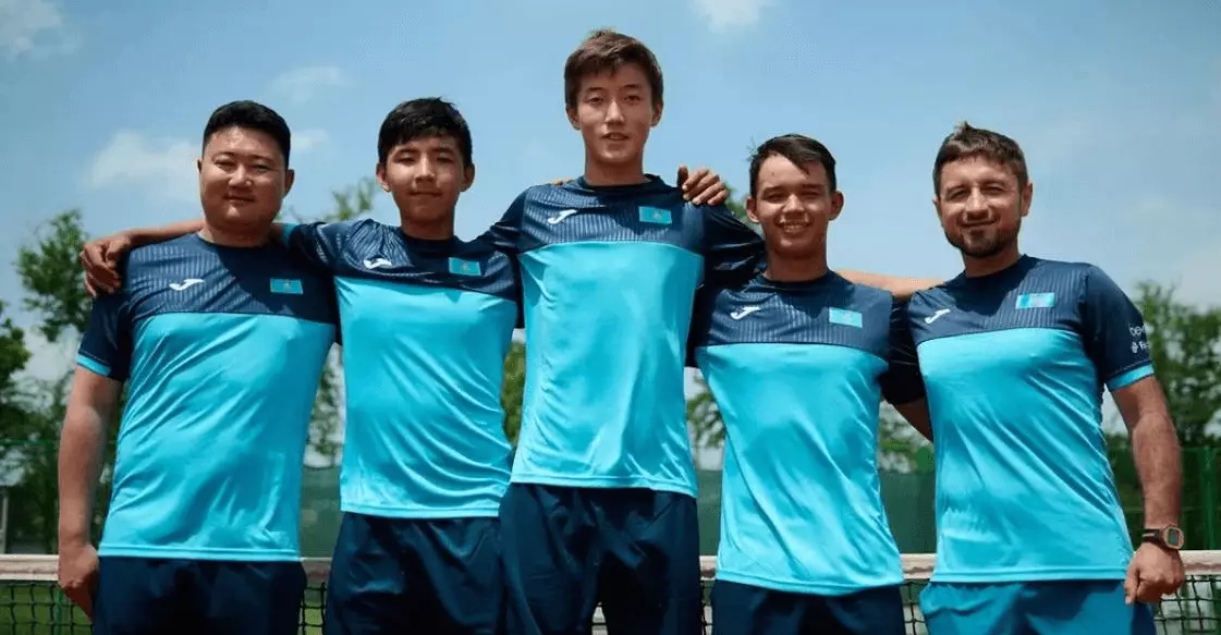 Сборная Казахстана по теннису пробилась на чемпионат мира