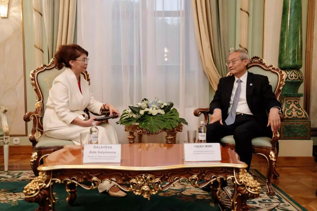 Аида Балаева встретилась с Генеральным секретарем ШОС Чжан Мин