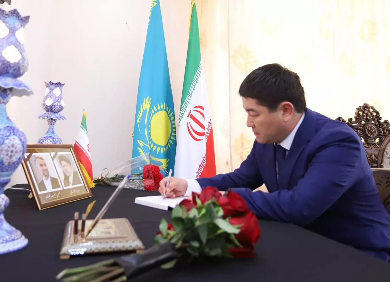 Аким Мангистауской области Нурдаулет Килыбай посетил Генеральное консульство Исламской Республики Иран