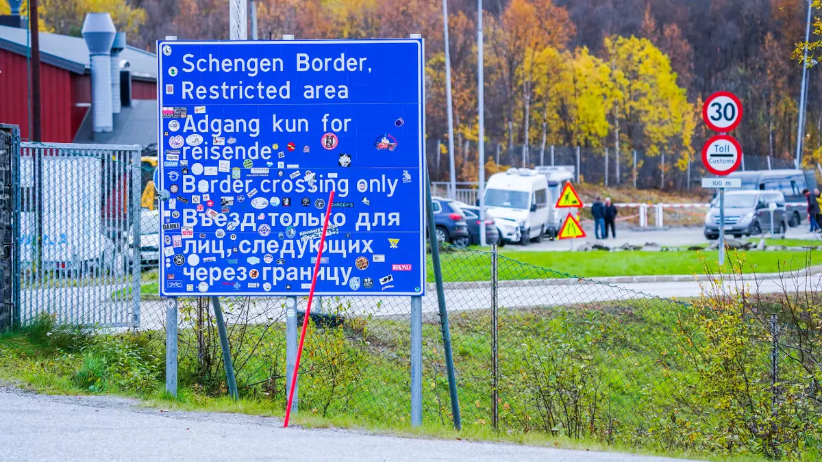 Норвегия ограничила въезд для россиян