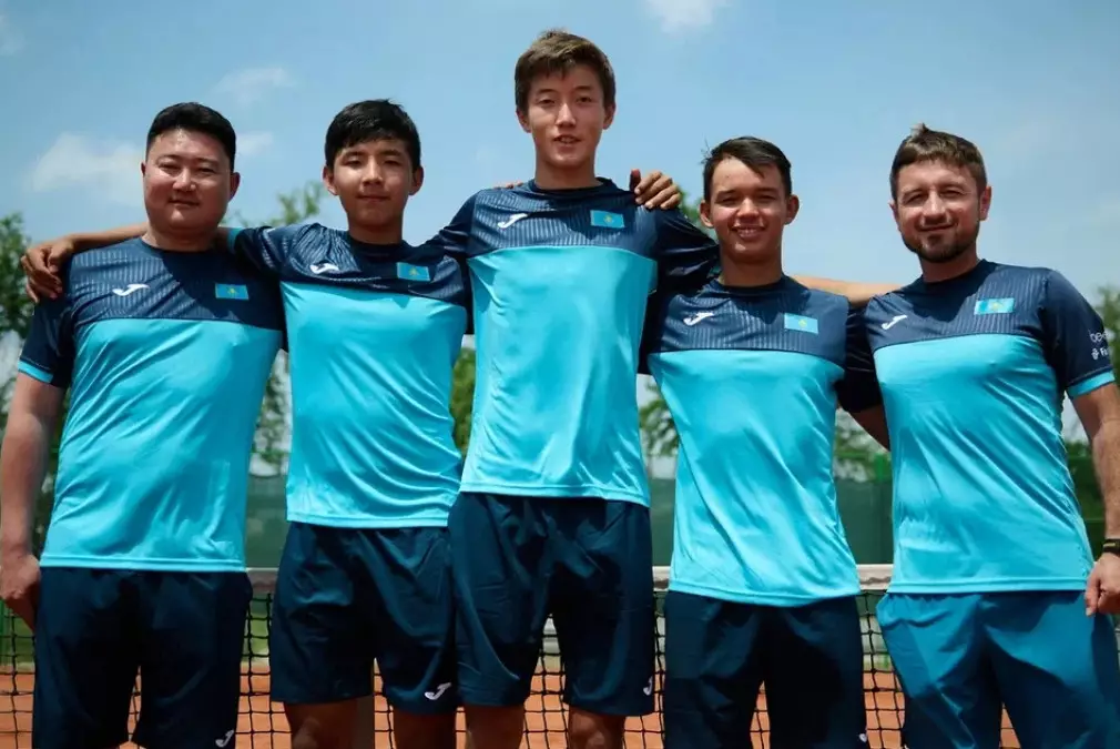 Сборная Казахстана пробилась на чемпионат мира по теннису