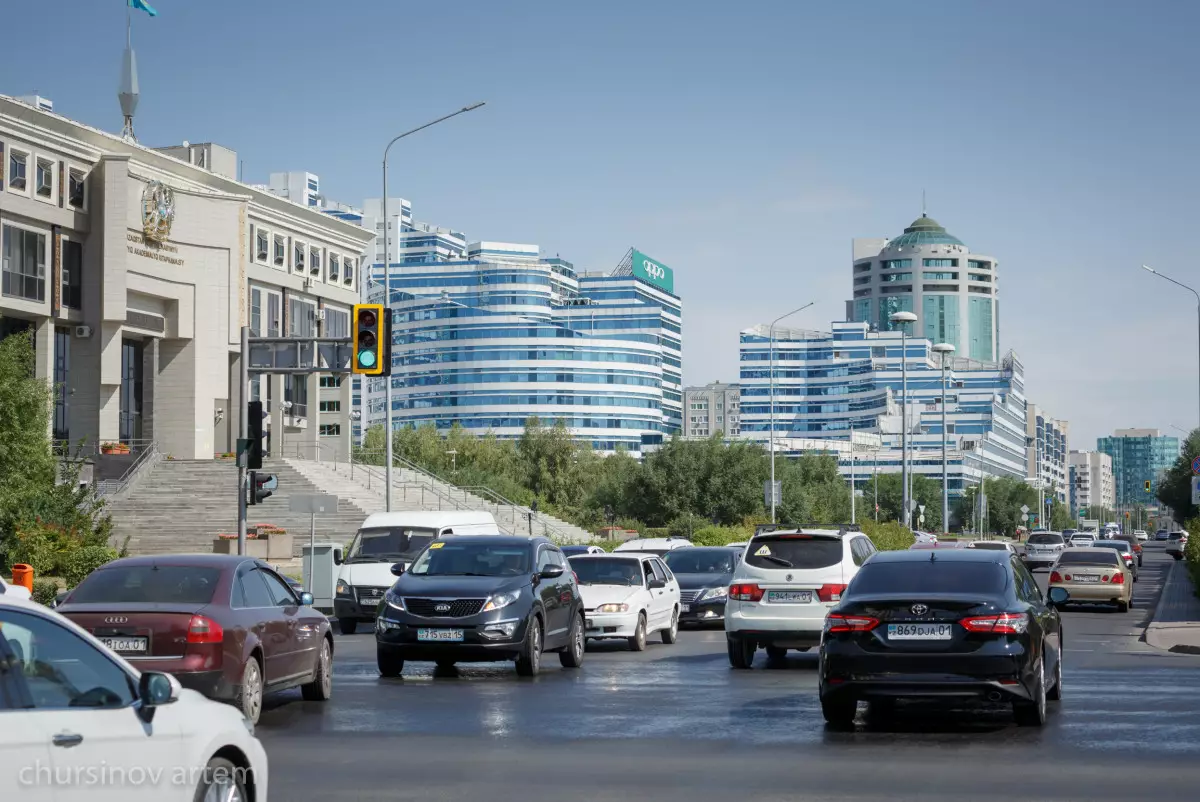 Более 13 тысяч автомобилей произвёл казахстанский автопром за месяц