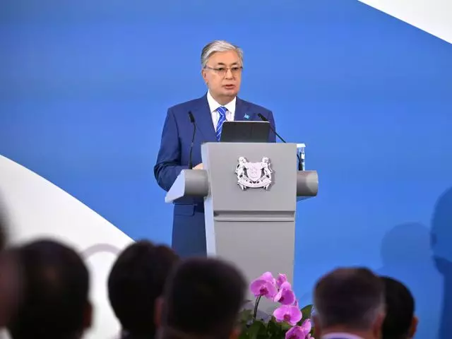 Казахстан включили в число средних держав мира - президент