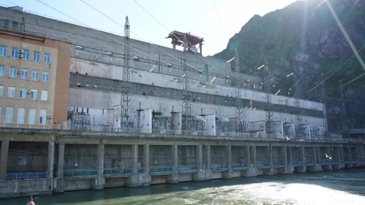 Прорыв дамбы в Китае: сколько еще может работать на прием водохранилище в ВКО?