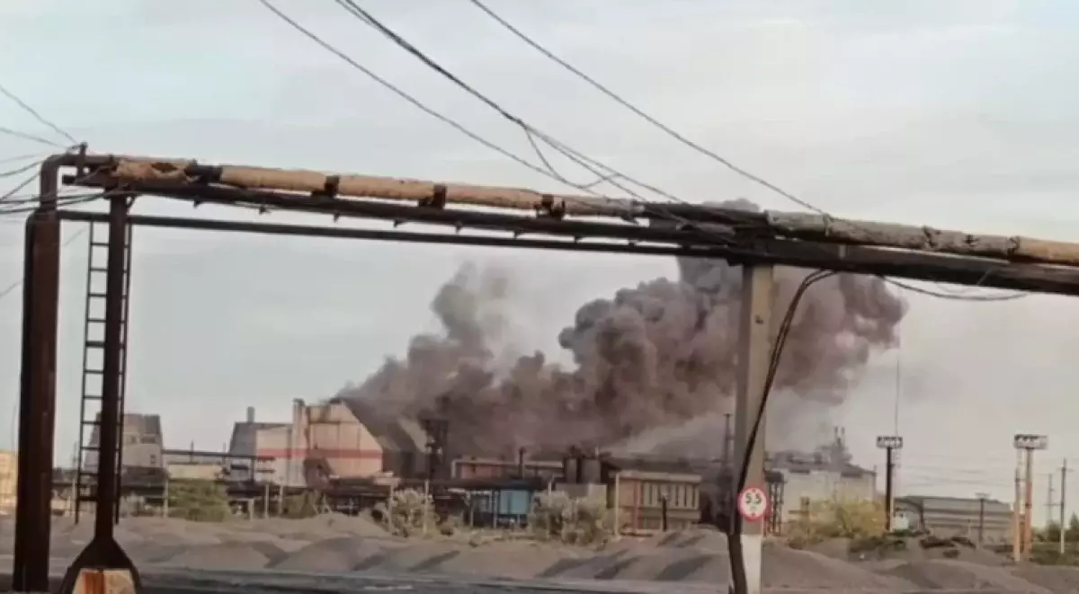Работники получили ожоги на ферросплавном заводе в Аксу