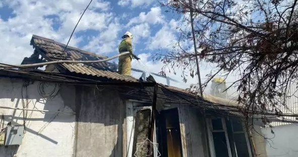 Пожарные ликвидировали пожар в Туркестанской области