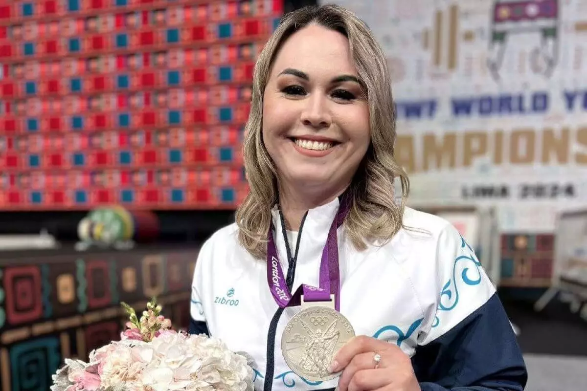 Казахстанская штангистка спустя 12 лет получила серебряную медаль Олимпиады