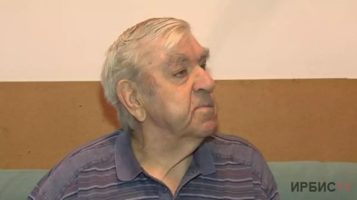 Слепой пенсионер отказывается платить за свет, которого не видит в Павлодаре
