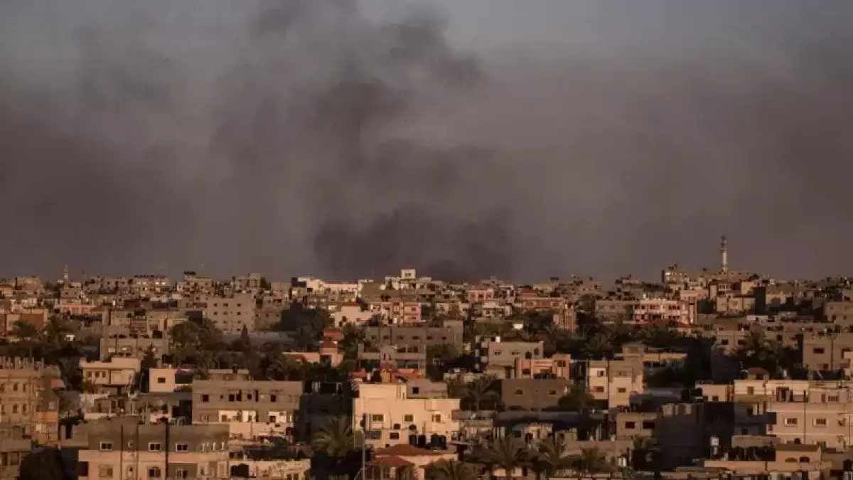 Израиль нанес новые удары по Рафаху вопреки требованию суда ООН прекратить наступление