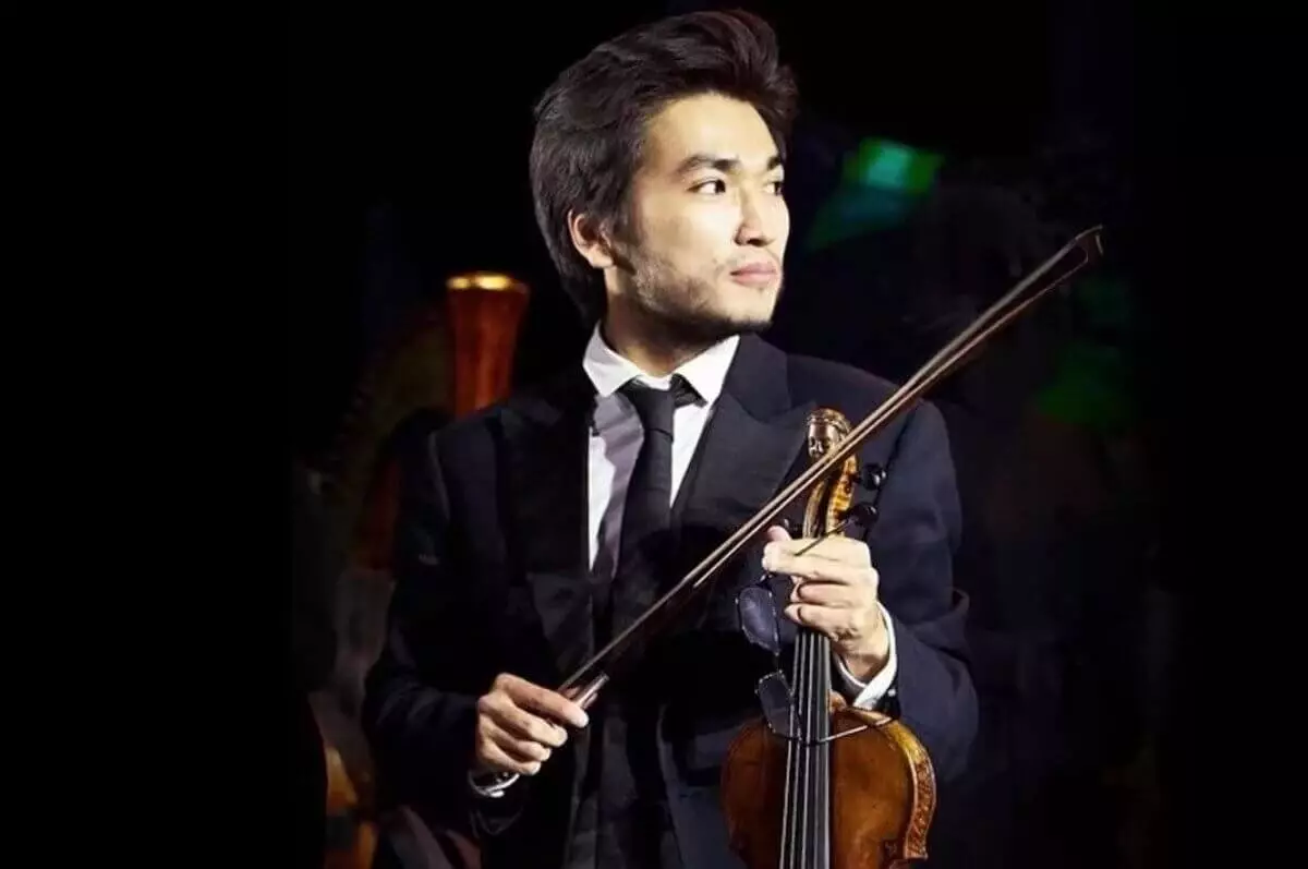 Казахстанский скрипач вышел в финал престижного конкурса в Великобритании (ВИДЕО)