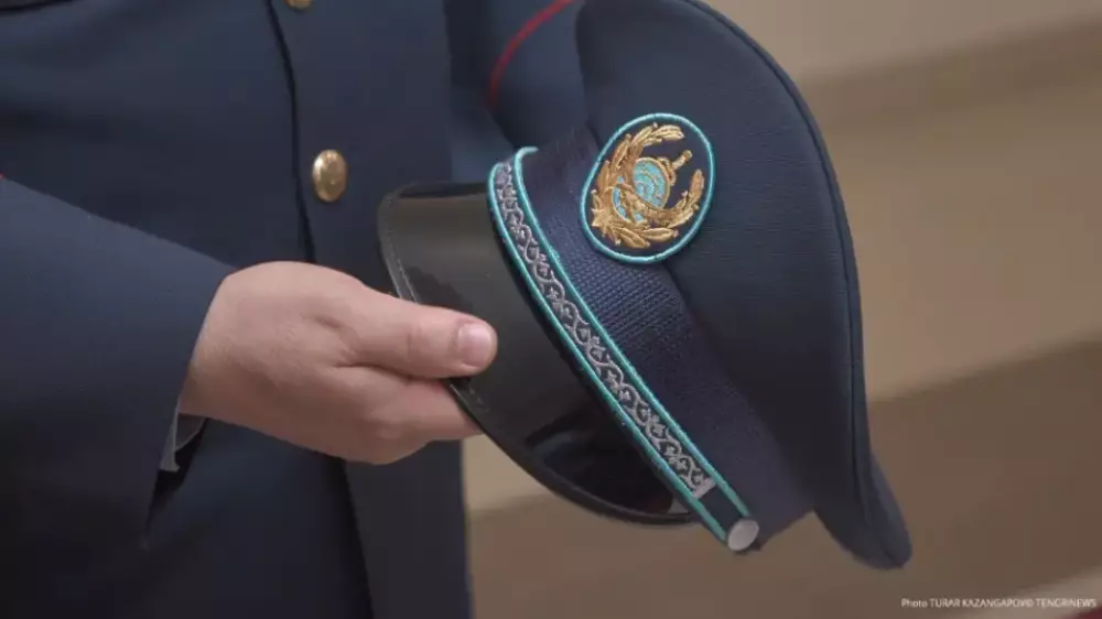 Астанада Бишімбаевты ұстаған полицейлер жазаланды