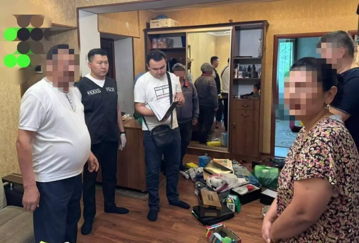Проституция, оружие и незаконная добыча недр: членов ОПГ задержали на юге Казахстана (ВИДЕО)