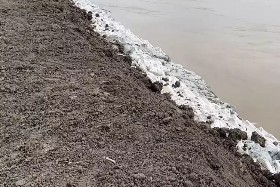 Вода представляет угрозу северной части Атырау - ДЧС