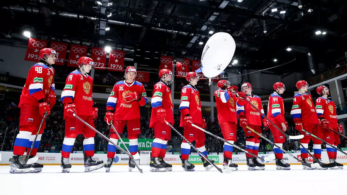 Россию выкинули с чемпионатов мира, а она поднялась в мировом рейтинге на вторую строчку. Как такое возможно?