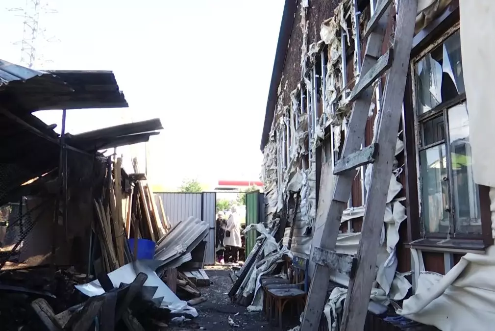 Взорвавший свой дом пенсионер умер в Петропавловске
