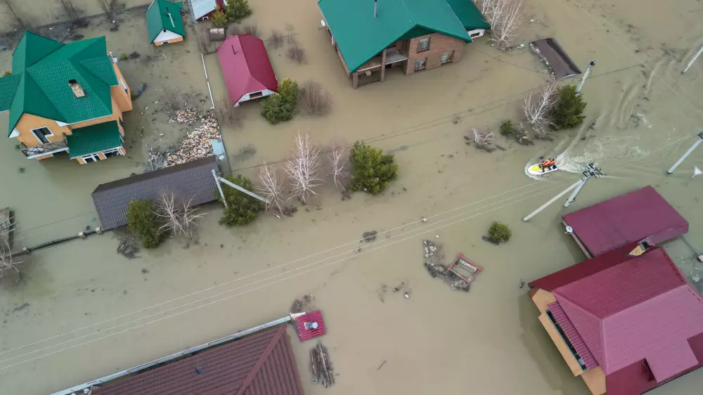 Оренбуржцам отказывают в выплатах за затопленные во время паводков дома - СМИ