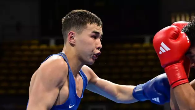 Боксер из Казахстана выиграл второй бой в отборе на Олимпиаду-2024