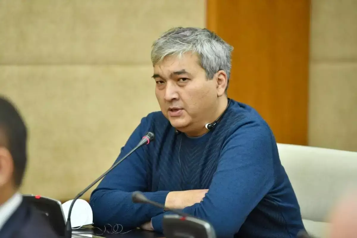 Министерства в Казахстане раздувают штат с помощью комитетов