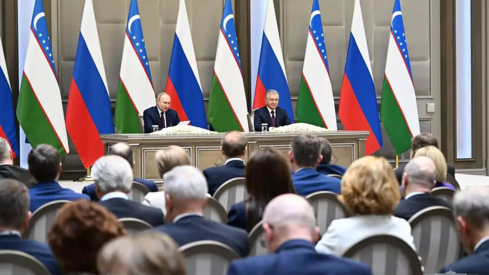 Месторождения и строительство АЭС: о чем договорились Путин и Мирзиеев в Ташкенте