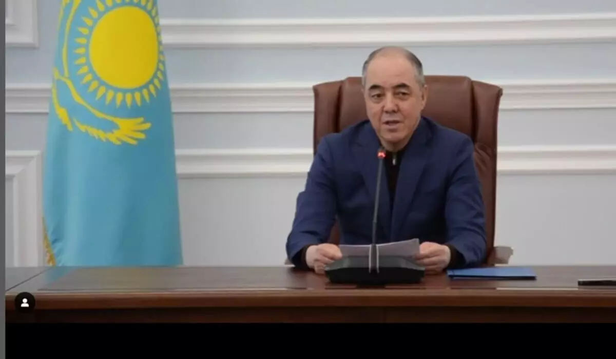 Казахстанцы получают сообщения от «акима» ЗКО