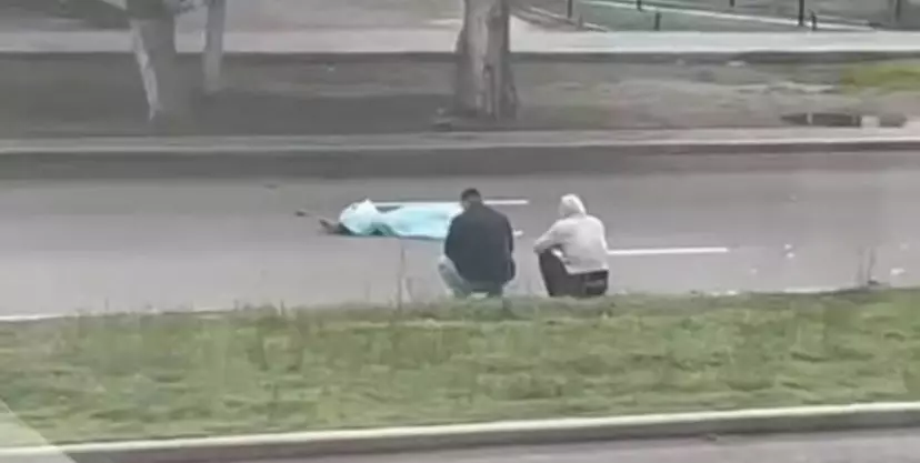 Пожилая карагандинка хотела перебежать дорогу и скончалась под колесами авто