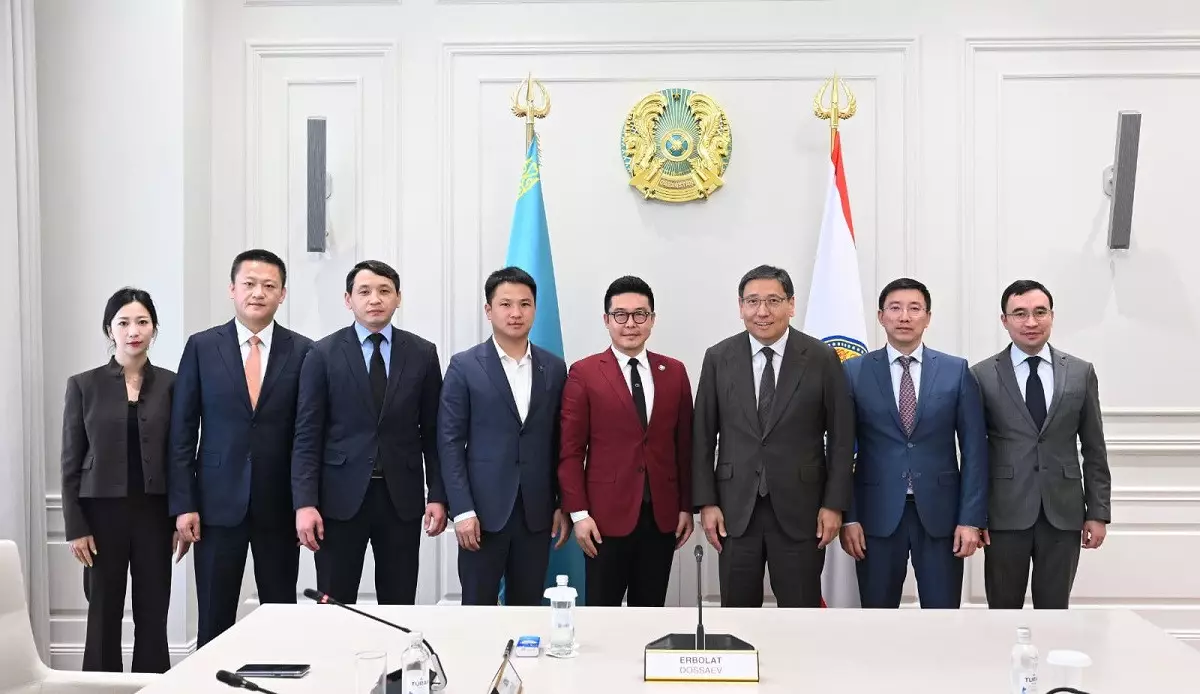 Аким Алматы встретился с президентом китайской компании Pacific Construction Group