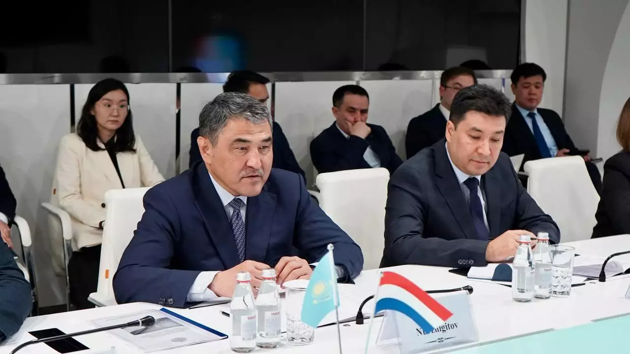 Казахстан и Нидерланды подписали меморандумы по противодействию паводкам и подготовке специалистов водной отрасли