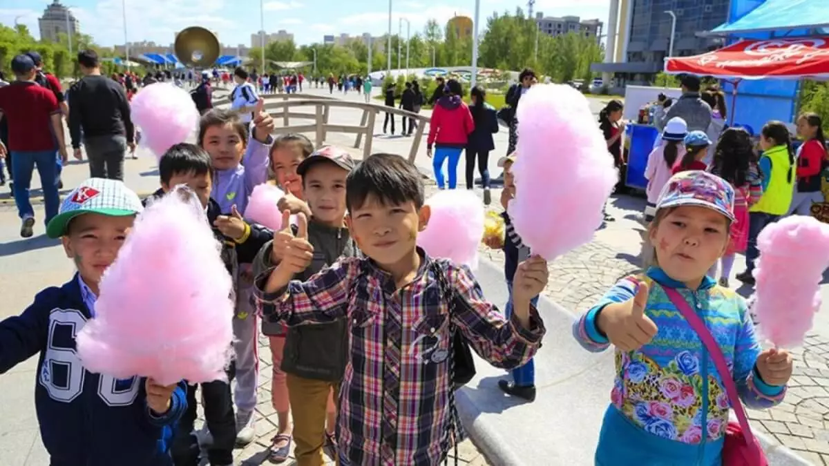 Концерты, игры, флешмобы: как отметят День защиты детей в Астане
