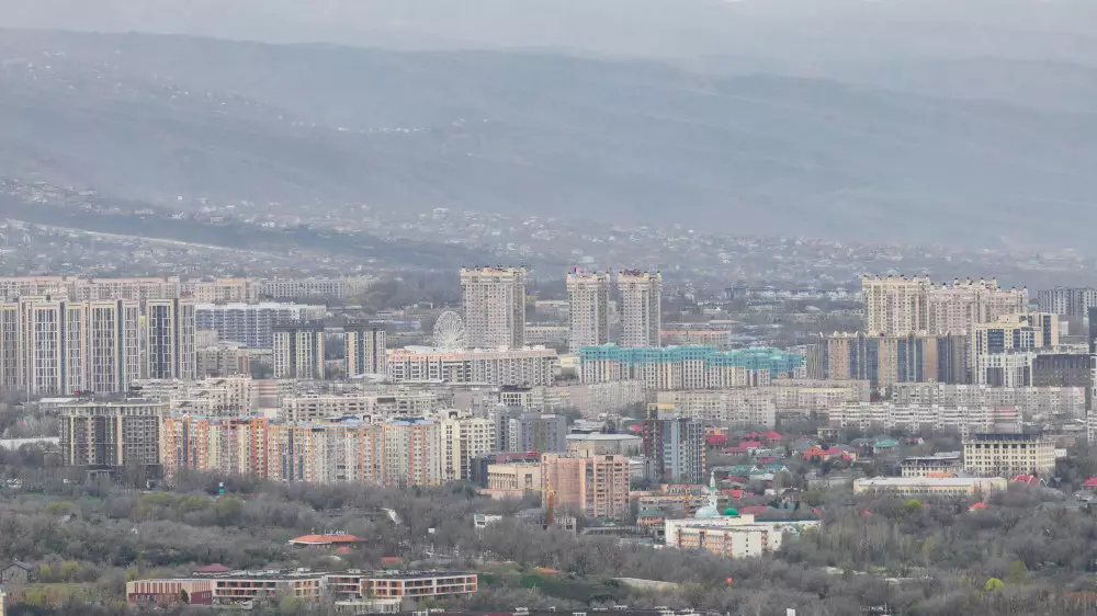 Неблагоприятные метеоусловия: Алматы, Актобе, Шымкент и Атырау