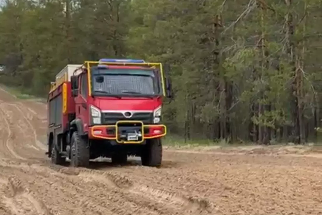 Первую казахстанскую "чудо-машину" для тушения пожаров испытывают в резервате "Семей Орманы"