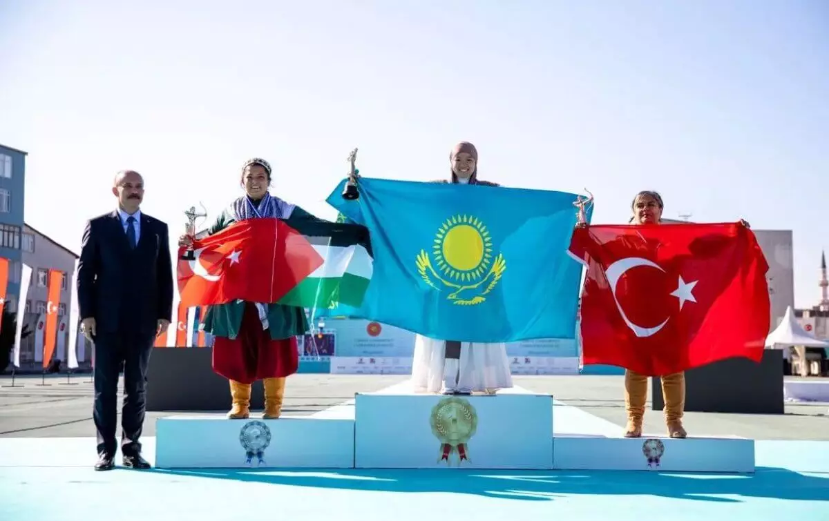 Казахстанская лучница стала чемпионкой мира на турнире в Турции