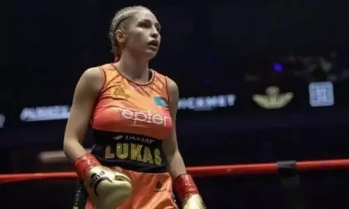 Ангелина Лукас выиграла десятый бой в профи