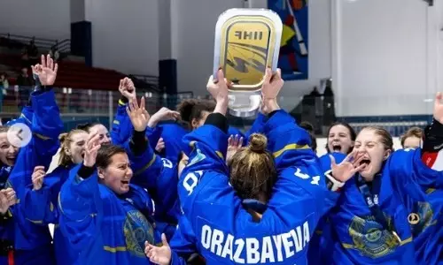 Появились новости о выступлении сборных Казахстана по хоккею на чемпионатах мира